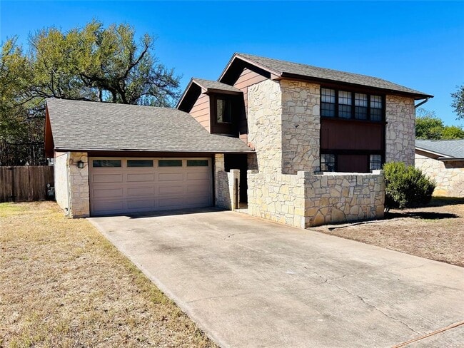11300 Maidenstone Dr in Austin, TX - Building Photo - Building Photo