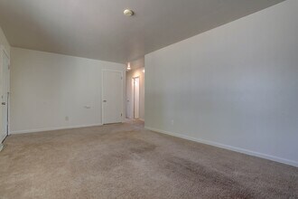 16270 W 14th Ave in Golden, CO - Building Photo - Building Photo