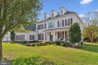 17614 Auburn Village Dr in Sandy Spring, MD - Building Photo - Building Photo