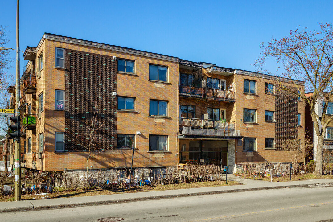 6320 Victoria Av in Montréal, QC - Building Photo