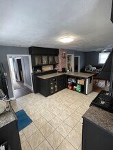 229 Mansfield Ave in Willimantic, CT - Building Photo - Building Photo