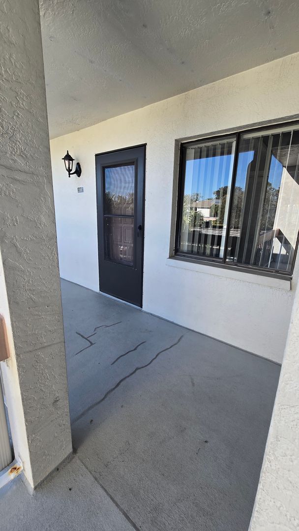 110 Lakeview Way in Oldsmar, FL - Building Photo - Building Photo