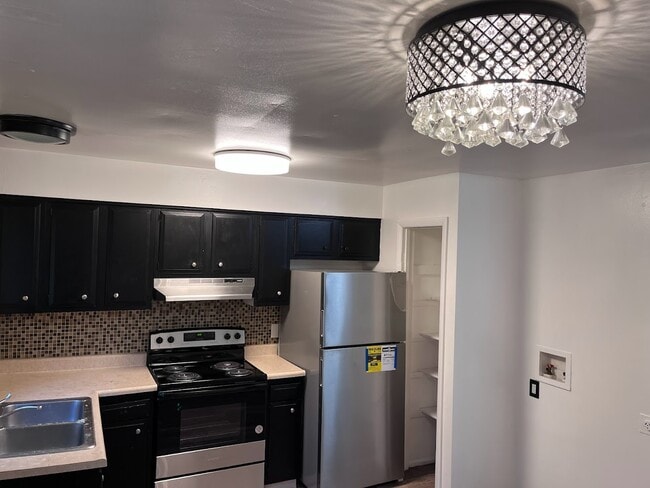 property at 1517 Rausch Ave