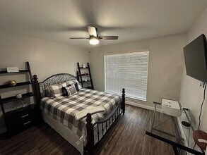 1957 Darryl Dr in Tallahassee, FL - Building Photo - Building Photo
