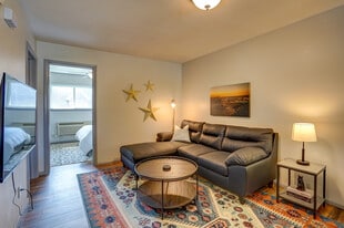 407 S 94th Pl in Milwaukee, WI - Building Photo