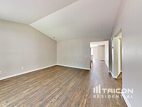 5411 Peachwood Dr in Charlotte, NC - Building Photo - Building Photo