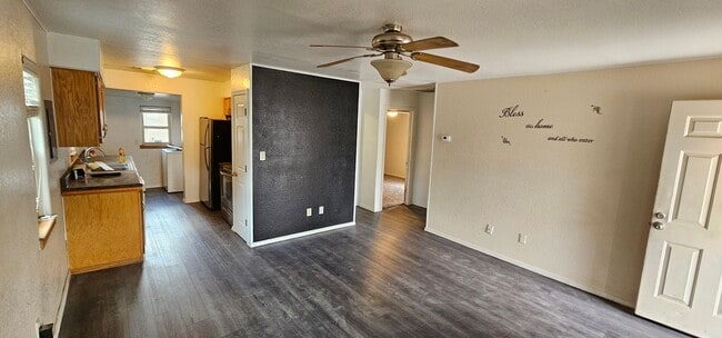 213 S Ave E in Portales, NM - Building Photo - Building Photo