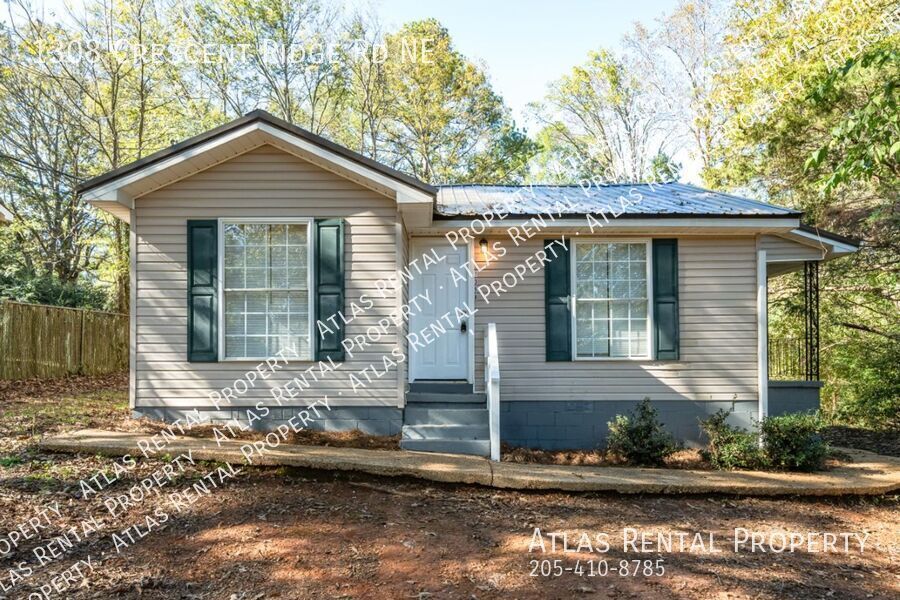 1308 Crescent Ridge Rd NE in Tuscaloosa, AL - Building Photo