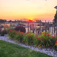 1545 Arboretum Dr, Unit 313 in Oshkosh, WI - Building Photo - Building Photo