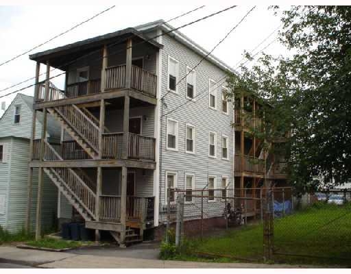 37 Emery St in Biddeford, ME - Building Photo