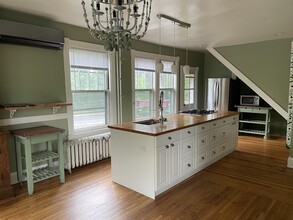 625 Ridge St in Charlottesville, VA - Building Photo - Building Photo