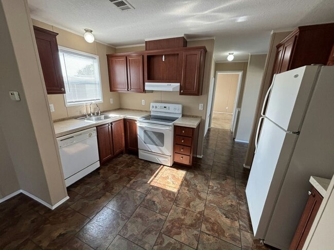 6320 NW 29th St in Margate, FL - Building Photo - Building Photo