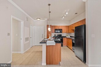 12956 Centre Park Cir in Herndon, VA - Building Photo - Building Photo