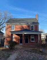 214 Langhorne Ln, Unit 2 Bed 1 Bath near U of L in Lynchburg, VA - Building Photo
