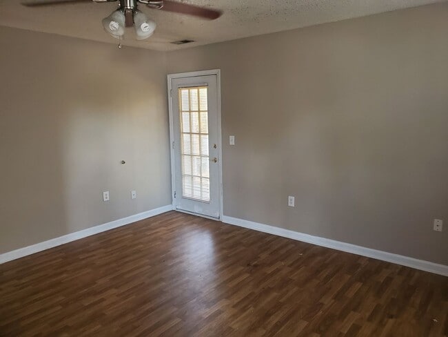 43 Mare Ct in Havelock, NC - Building Photo - Building Photo