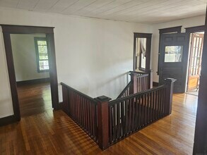32 Latham St in Groton, CT - Building Photo - Building Photo