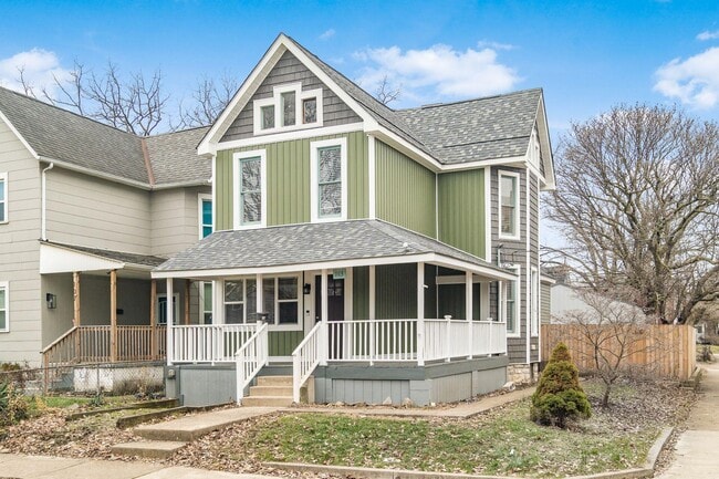 property at 103 W Park Ave