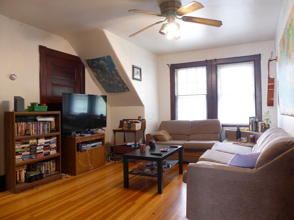 41 Aldie St in Boston, MA - Building Photo