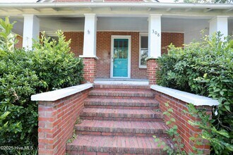 308 Summit St in Aberdeen, NC - Foto de edificio - Building Photo
