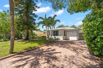 517 79th Ave in St Pete Beach, FL - Building Photo - Building Photo