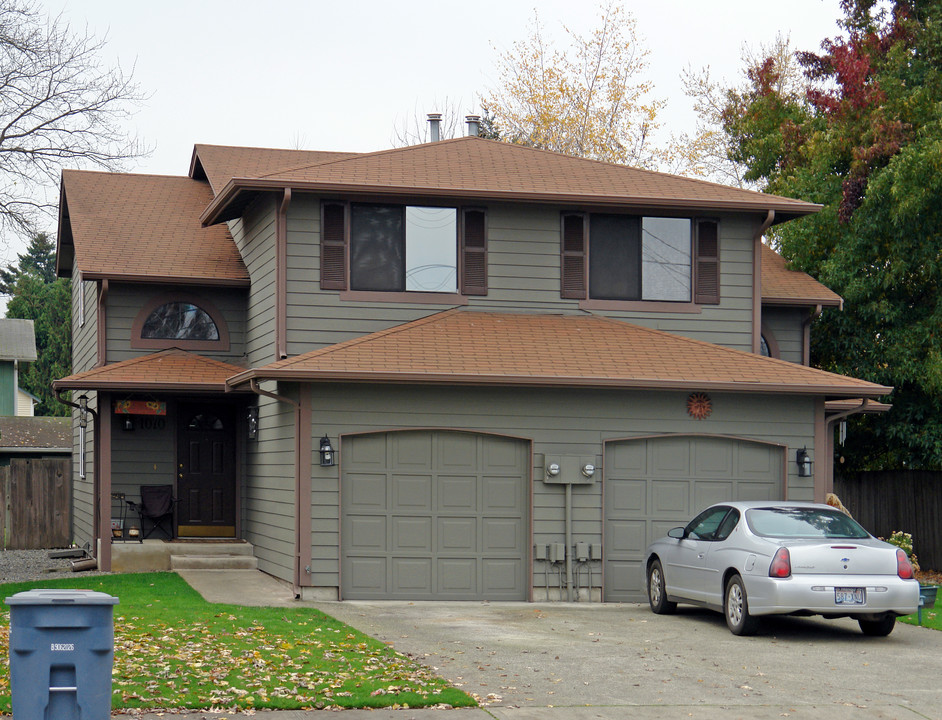 1010-1012 11th St NW in Puyallup, WA - Building Photo