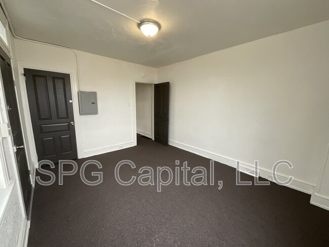 627 E Market St in York, PA - Building Photo - Building Photo