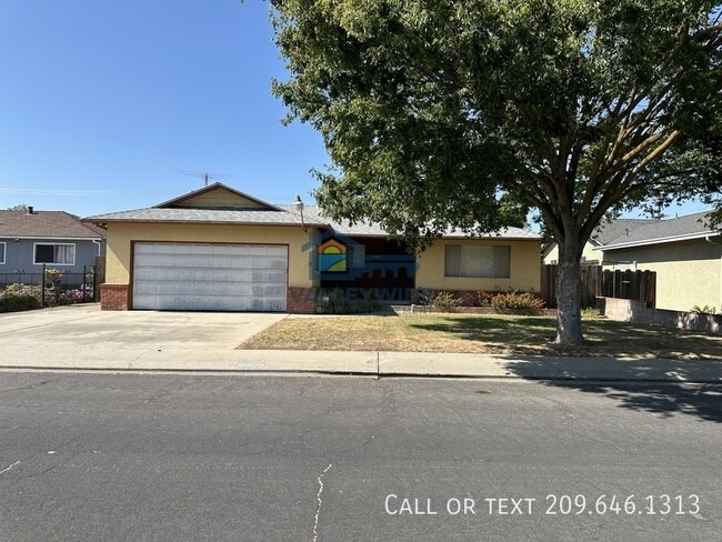 2023 Moran Ave in Modesto, CA - Building Photo - Building Photo