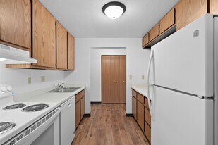 Wintergreen in Green Bay, WI - Building Photo