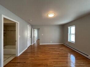 223 Trenton St in Boston, MA - Building Photo - Building Photo