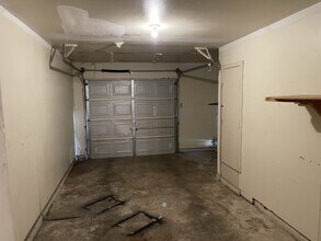 5522 Lochmoor in San Antonio, TX - Foto de edificio - Building Photo