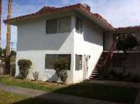 300 N Palm Dr in Blythe, CA - Foto de edificio - Building Photo