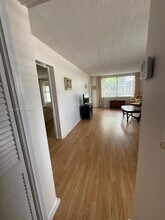 4025 N Federal Hwy in Fort Lauderdale, FL - Foto de edificio - Building Photo