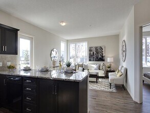 Airdrie Place Apartments in Airdrie, AB - Building Photo - Interior Photo