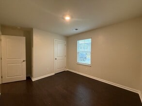 1038 Persimmon Holw in Greeneville, TN - Building Photo - Building Photo