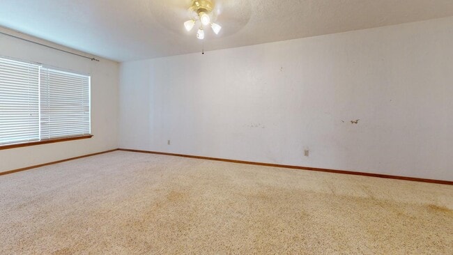 180 Red Elk Dr in Lawton, OK - Building Photo - Building Photo