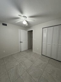 Marbella Apartments in Ft. Myers, FL - Building Photo - Building Photo