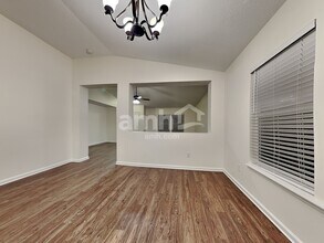 76083 Deerwood Dr in Yulee, FL - Building Photo - Building Photo