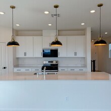 7061 Cottage Vis Ave in Las Vegas, NV - Building Photo - Building Photo