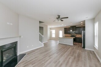 2913 Warwick Ct in Mcdonough, GA - Foto de edificio - Building Photo