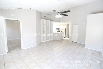 4218 St Charles Dr in Sarasota, FL - Building Photo - Building Photo