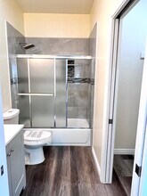 446 S Chicago St, Unit 446 in Los Angeles, CA - Building Photo - Building Photo