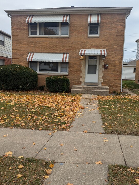 4370 N 28th St, Unit Upper in Milwaukee, WI - Building Photo