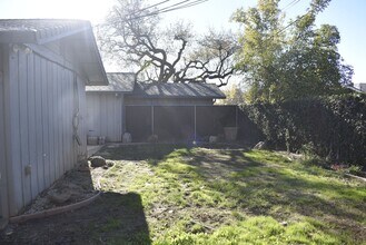 182 Hillcrest Dr in Auburn, CA - Building Photo - Building Photo