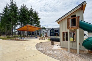 Trestlewood Townhomes in Olympia, WA - Building Photo