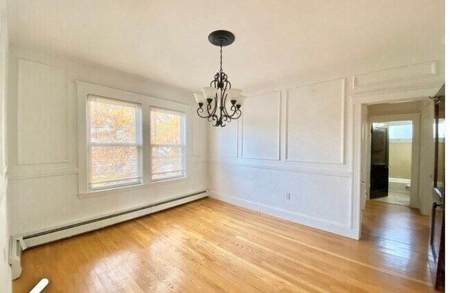 193 Fuller St, Unit 2 in Brookline, MA - Building Photo - Building Photo