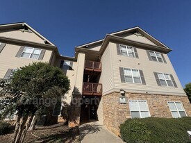 201 Harts Cove Way in Seneca, SC - Building Photo