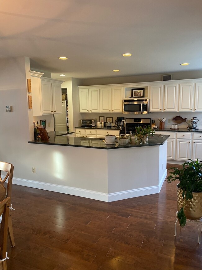 12 Stannard Dr in Essex Junction, VT - Building Photo - Building Photo