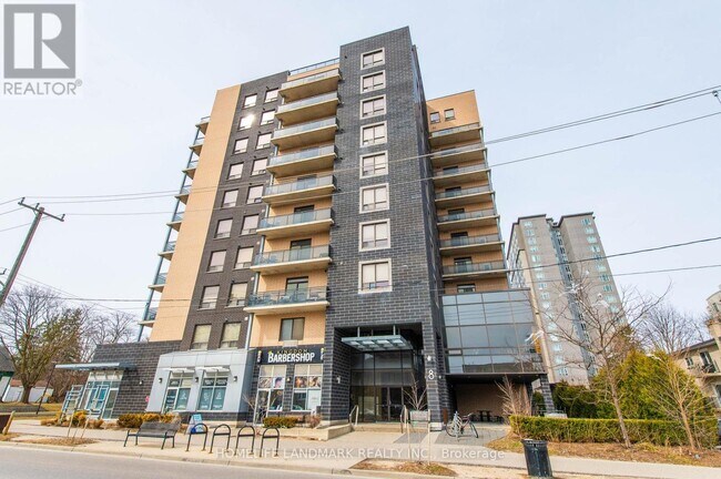 8-908 Hickory St W in Waterloo, ON - Building Photo - Building Photo
