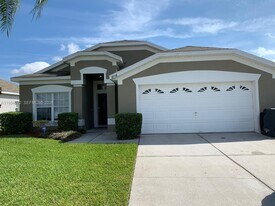 8148 Sun Palm Dr in Kissimmee, FL - Building Photo