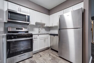 South Mountain Apartment Homes in Allentown, PA - Building Photo